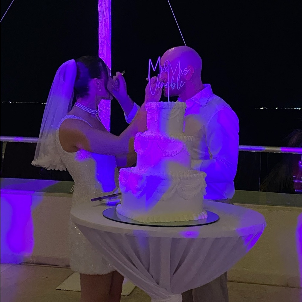 Wedding stuff - Picture 2 of 16